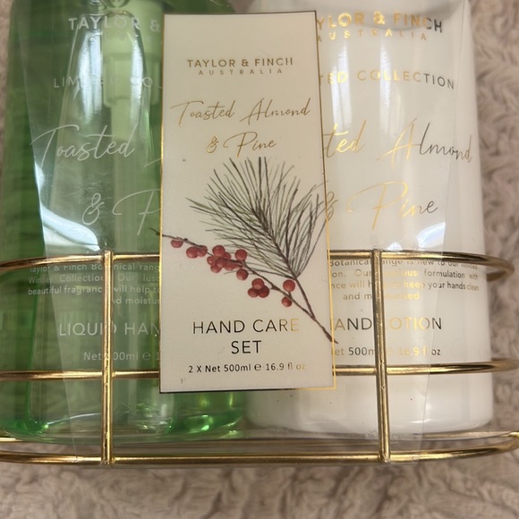 Taylor & Finch Australia Toasted Almond & Pine Ltd collection Hand Care Set -New - Picture 5 of 16